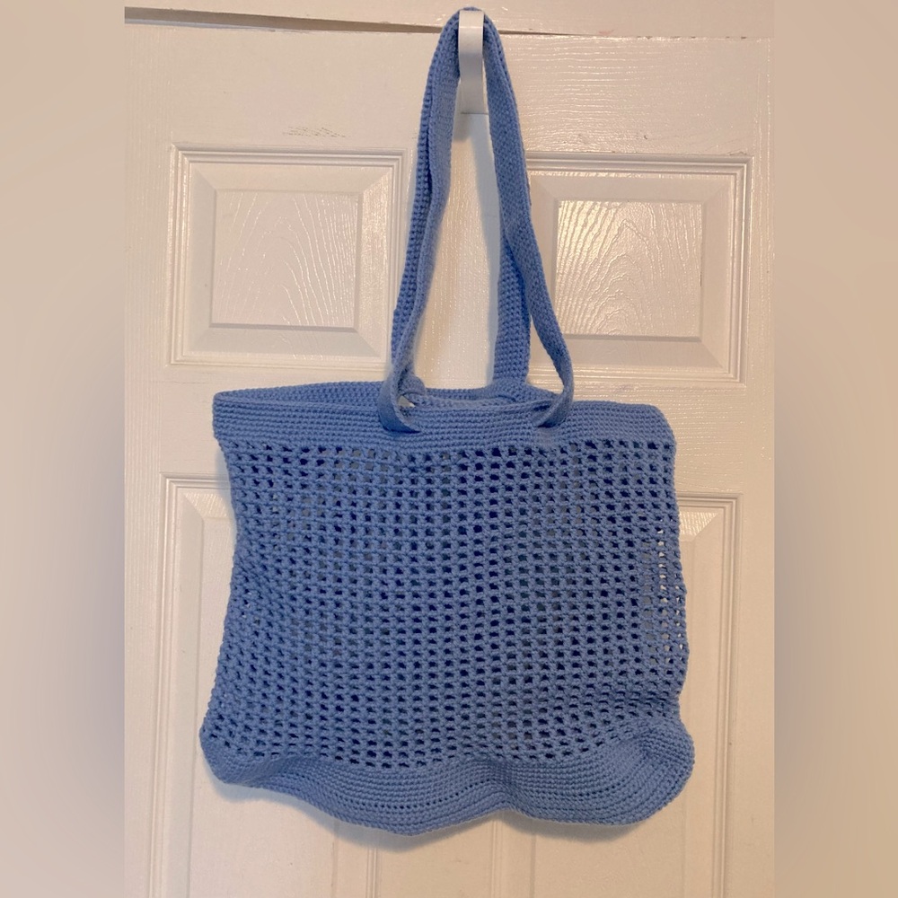 Hand crocheted market bag. Light periwinkle.